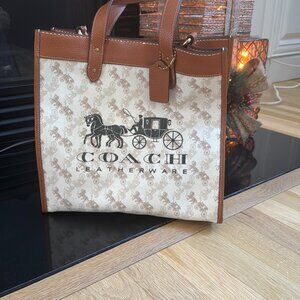 Coach Field Tote C8461 With Horse And Carriage Print  And Carriage Badge